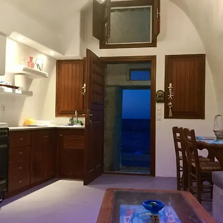 Semesterbostad Tzannis Cave House